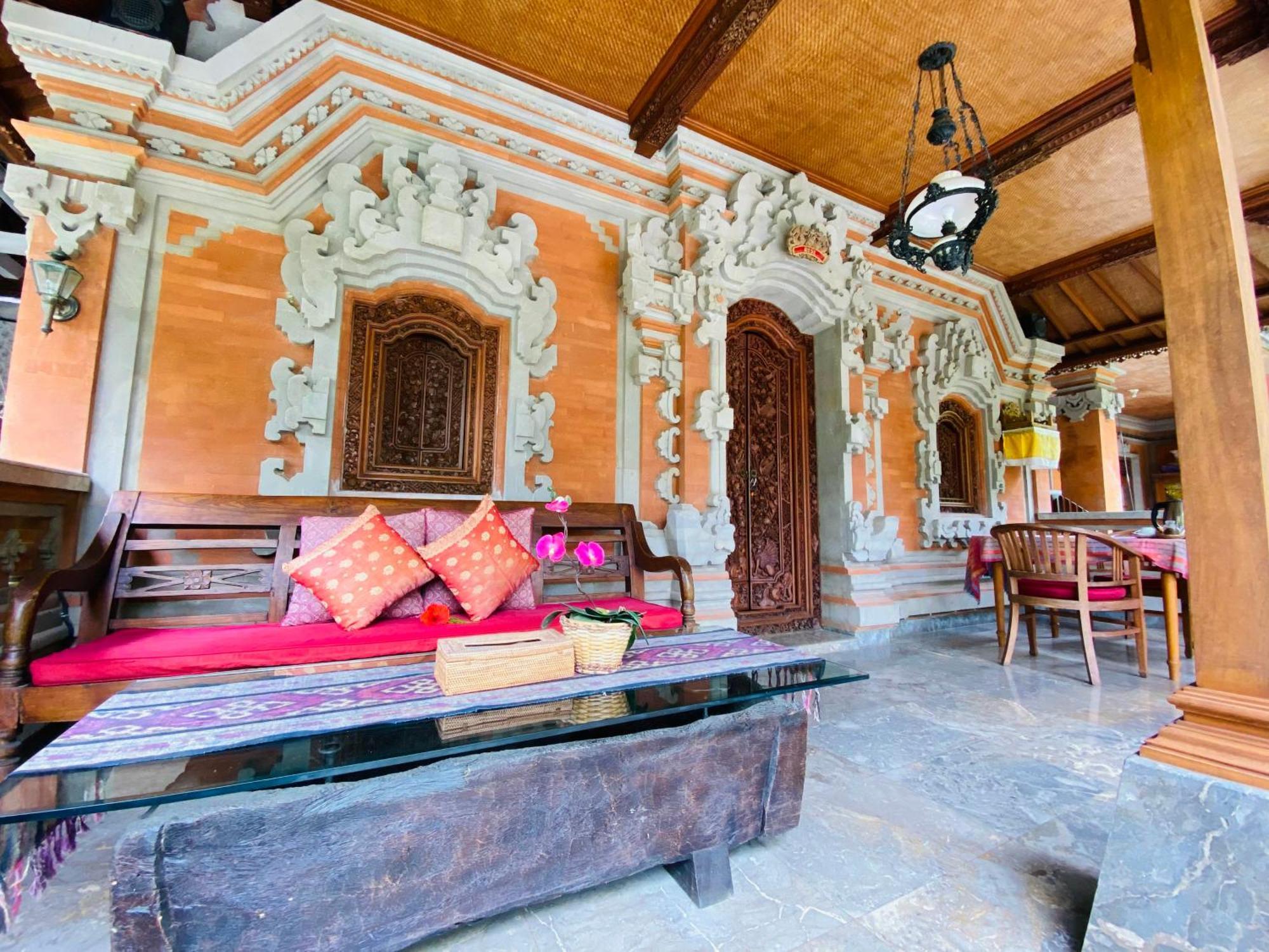 Aura Bisma Guesthouse Ubud  Exterior photo